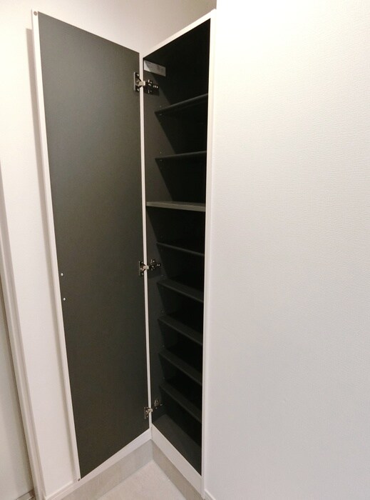 物件内観写真18　(靴箱)