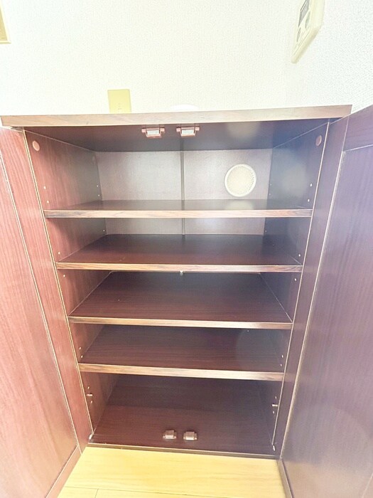 物件内観写真15　(靴箱)