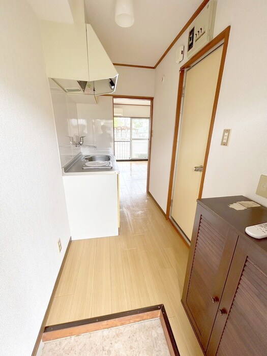 物件内観写真19　(玄関)