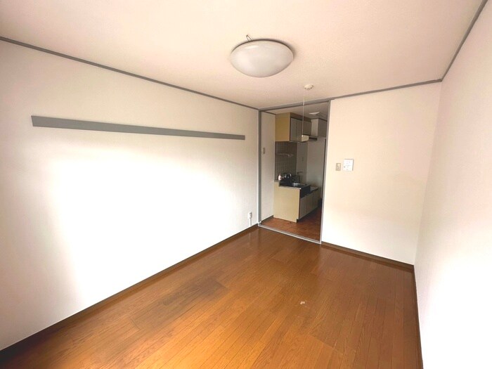 物件内観写真8　(居室)