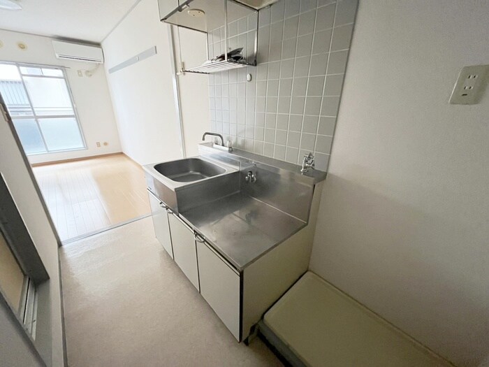 物件内観写真12　(居室)