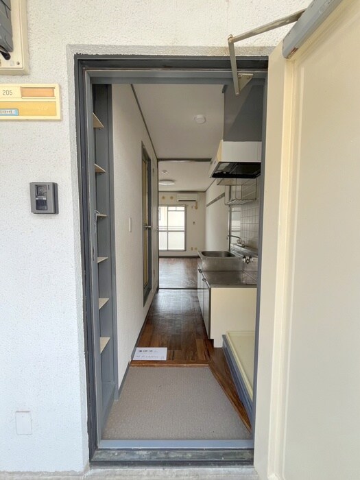 物件内観写真13　(廊下)