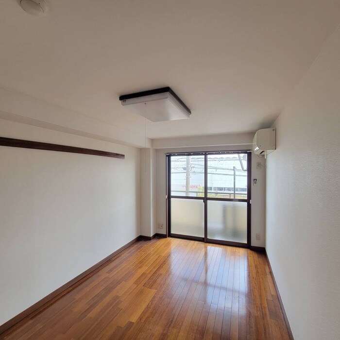 物件内観写真6　(居室)