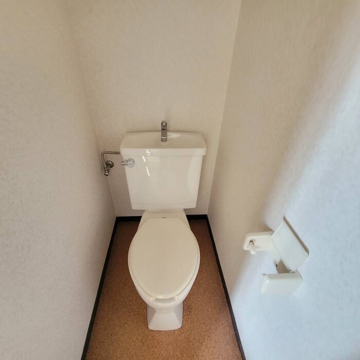 物件内観写真9　(トイレ)