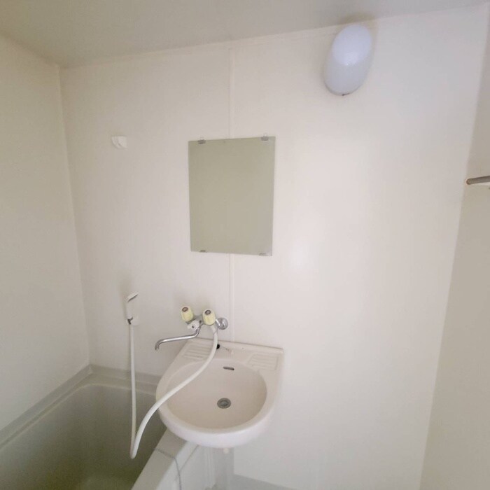 物件内観写真12　(洗面)