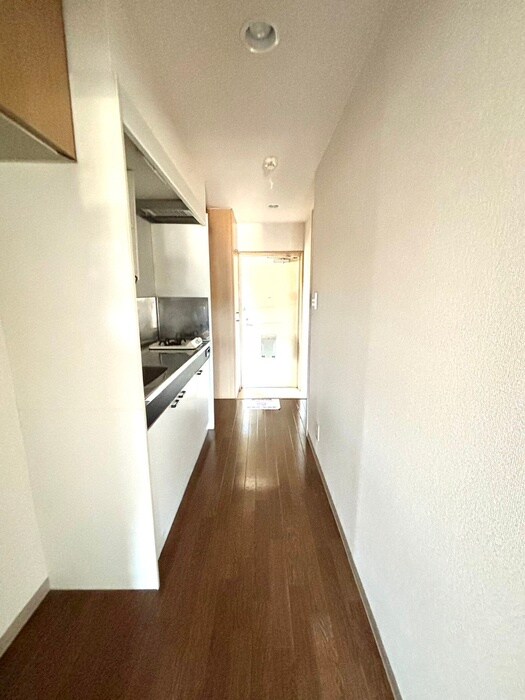 物件内観写真17　(廊下)