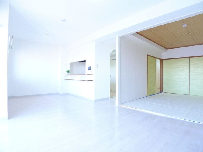 物件内観写真8　(居室)