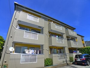 グリーンフィールド外観写真