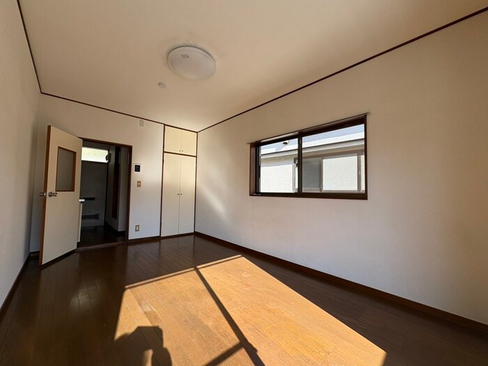 物件内観写真8　(居室)