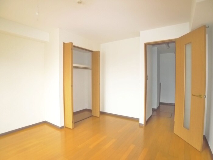 物件内観写真10　(収納)