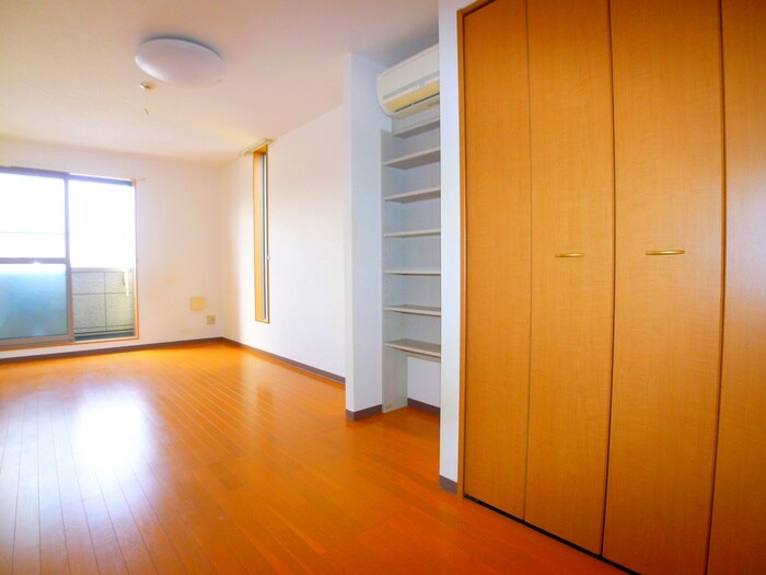 物件内観写真17　(居室)