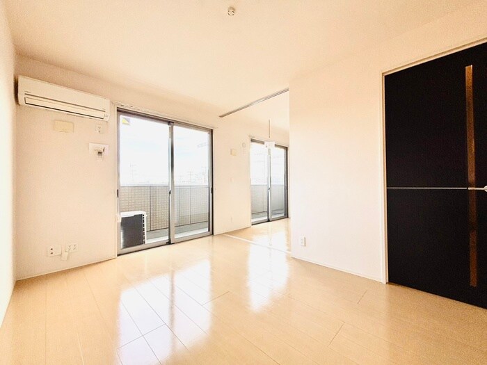 物件内観写真6　(居室)