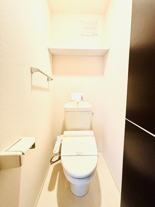 物件内観写真11　(トイレ)