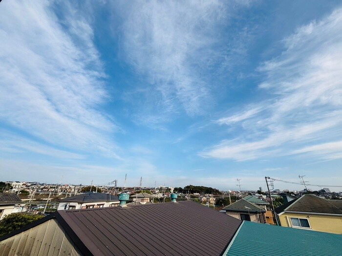 物件内観写真21　(室内からの展望)