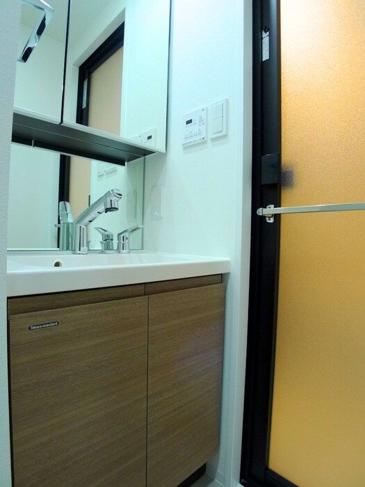 物件内観写真12　(洗面)