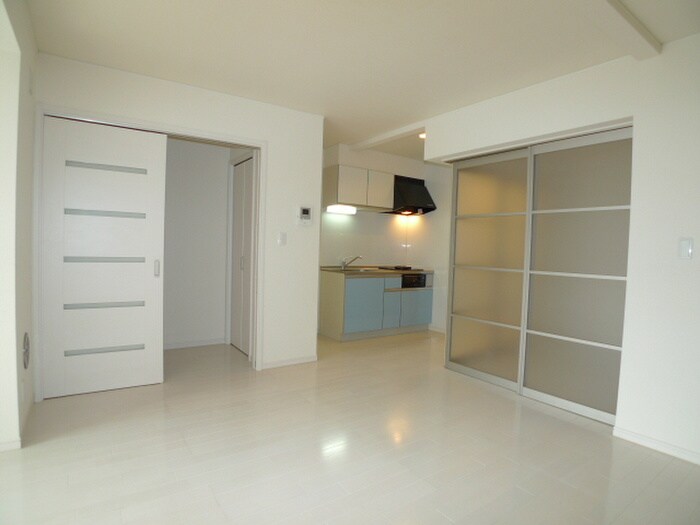 物件内観写真4　(居室)