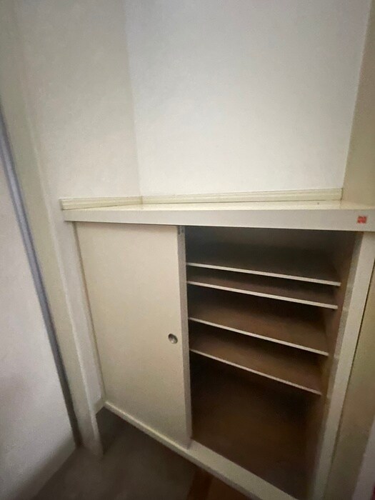 物件内観写真5　(靴箱)