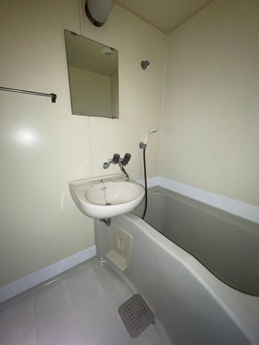 物件内観写真11　(バス／シャワールーム等)
