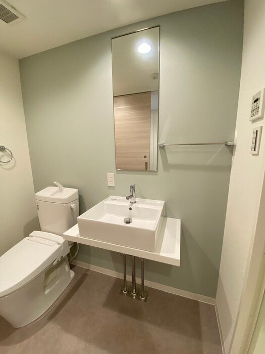 物件内観写真15　(トイレ)