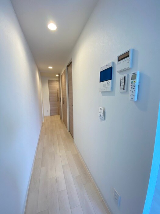 物件内観写真21　(廊下)