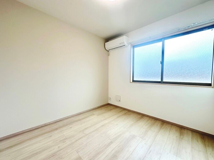 物件内観写真5　(居室)