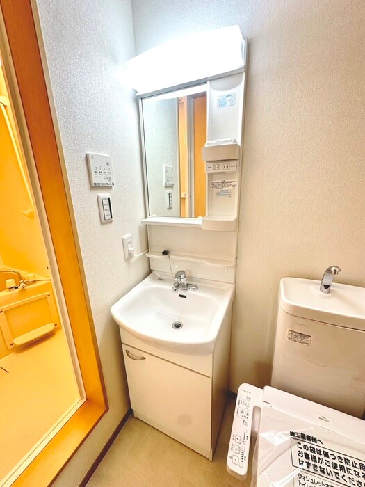 物件内観写真10　(洗面)