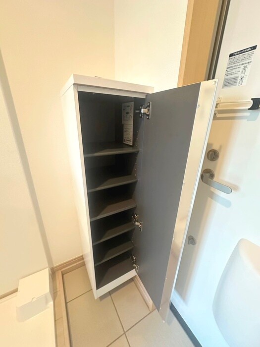 物件内観写真12　(靴箱)