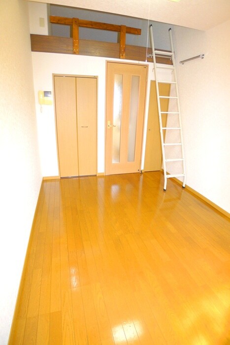 物件内観写真6　(居室)