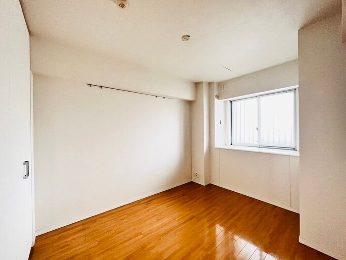 物件内観写真13　(居室)
