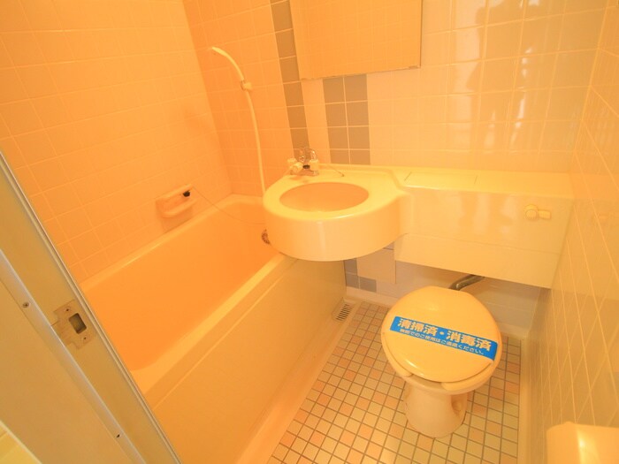 物件内観写真13　(バス／シャワールーム等)