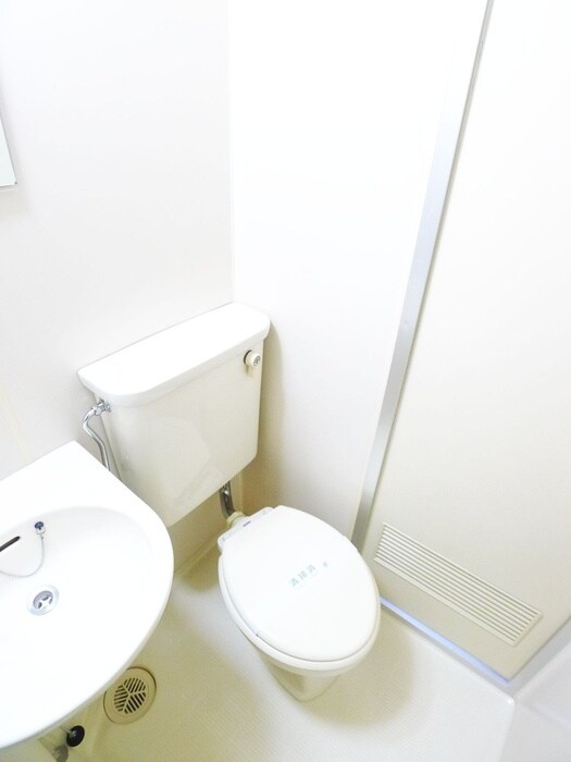 物件内観写真14　(トイレ)