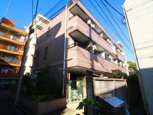 ドマーニイノウエ外観写真