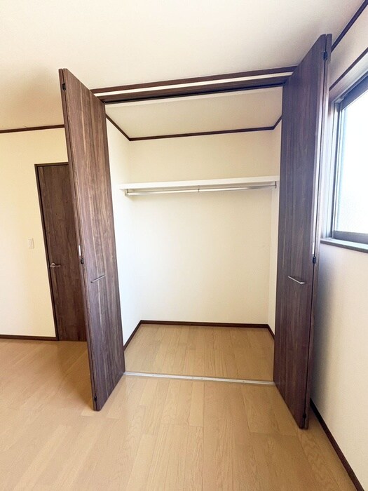 物件内観写真18　(収納)