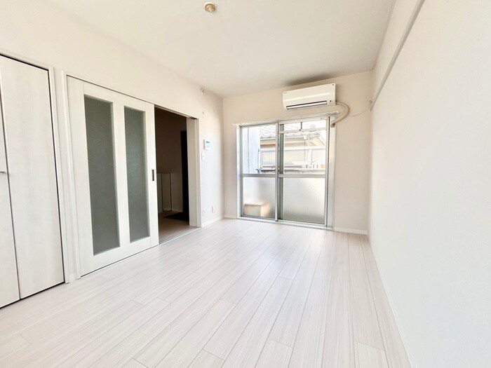 物件内観写真7　(居室)