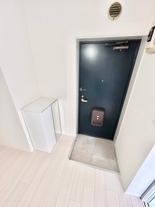 物件内観写真19　(玄関)