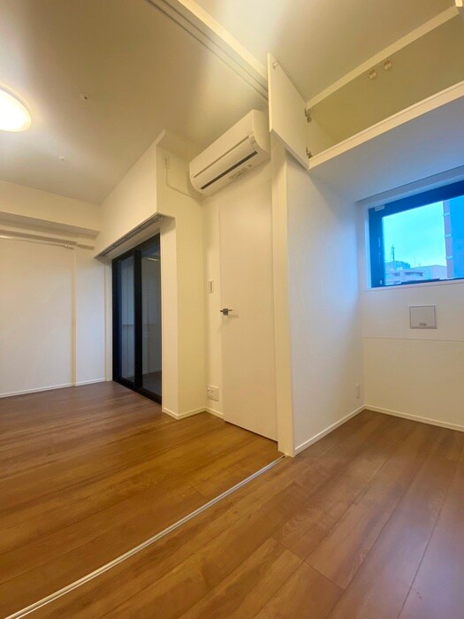 物件内観写真9　(居室)