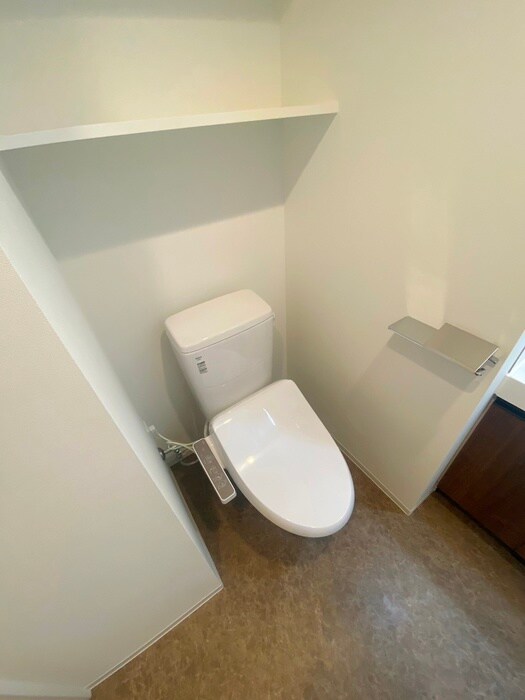 物件内観写真12　(トイレ)