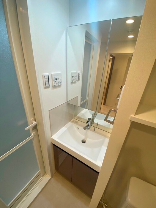 物件内観写真13　(洗面)