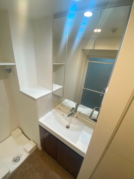 物件内観写真13　(洗面)