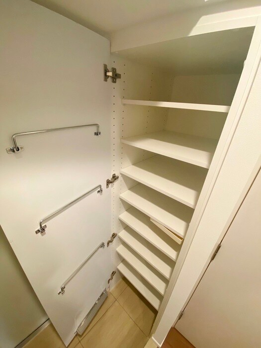 物件内観写真16　(靴箱)