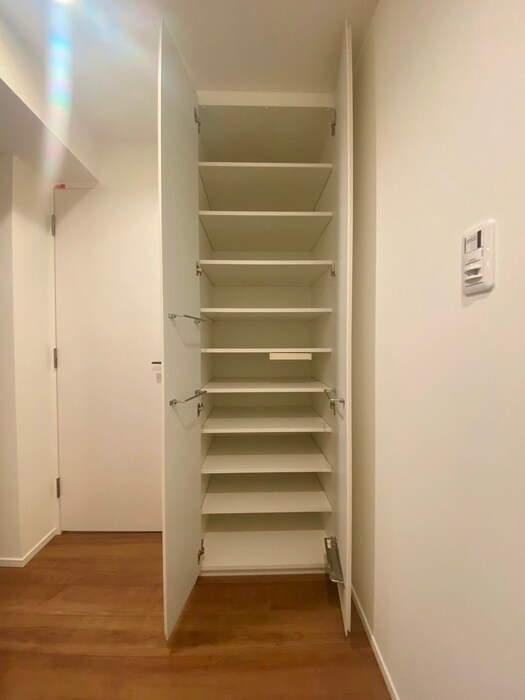 物件内観写真16　(靴箱)