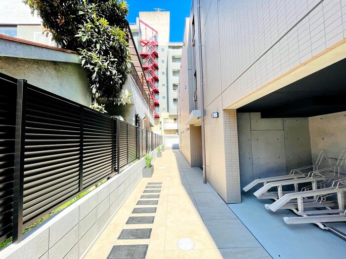 物件外観写真4　(外観写真)