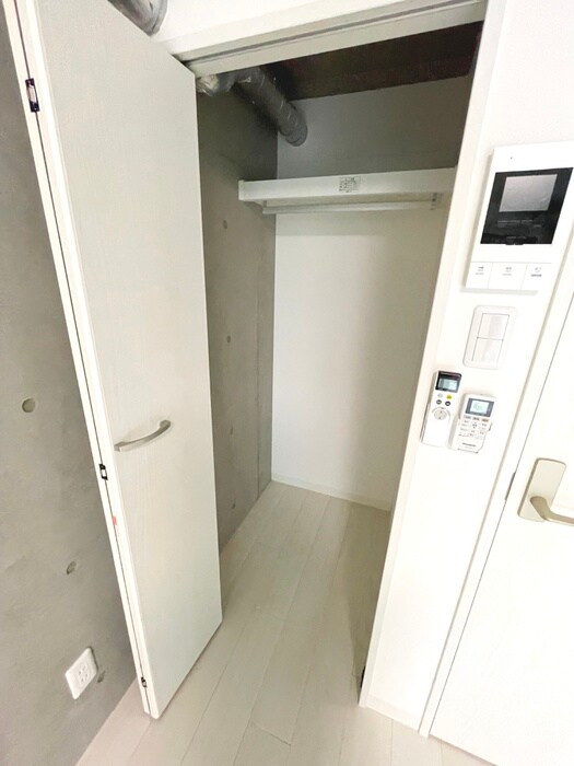 物件内観写真12　(収納)