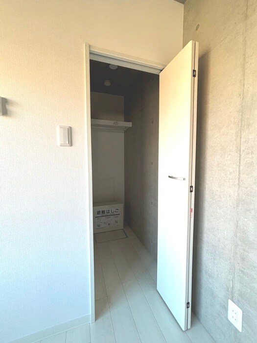 物件内観写真13　(収納)