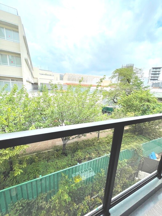 物件内観写真14　(室内からの展望)