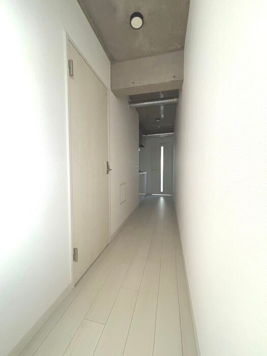 物件内観写真14　(廊下)