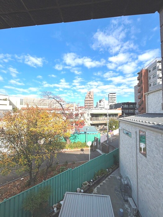 物件内観写真19　(室内からの展望)