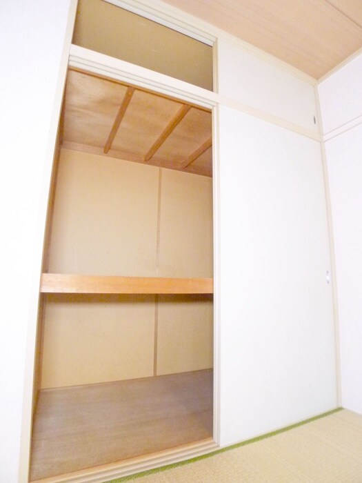 物件内観写真11　(収納)