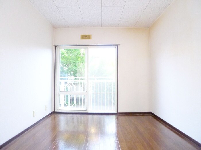 物件内観写真18　(居室)