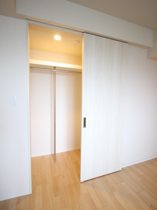 物件内観写真8　(収納)